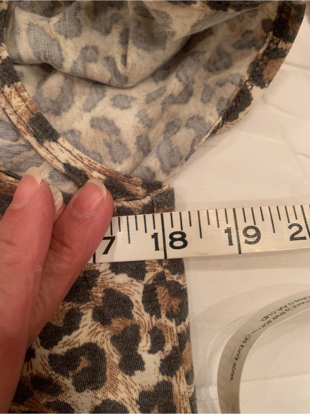 Leopard Print Ruffle Blouse - Picture 4 of 6